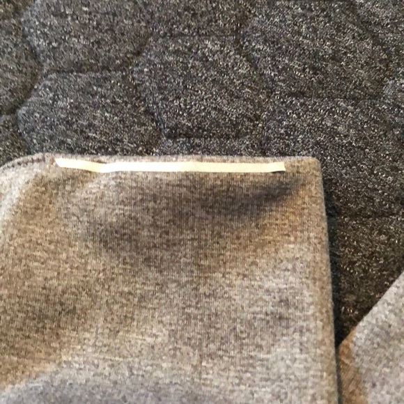 H&M sport hoodie - Picture 2 of 8